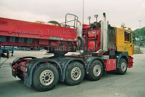 Truck photo man f2000 - truck,