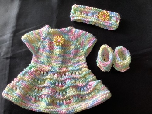 Hand knitted dolls clothes - clothes, to