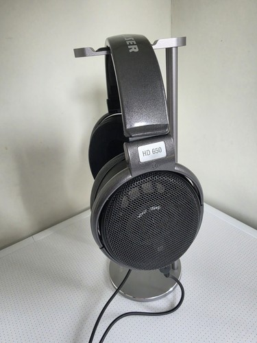 Sennheiser 650 headphones - 650,
