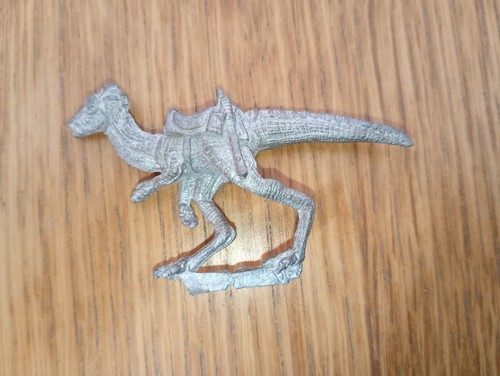 Space marine riding lizard - marine,