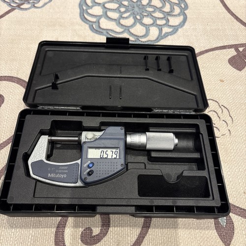 Mitutoyo digital micrometer - digital,