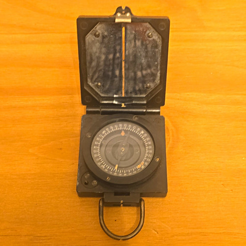 Magnetic marching mark field - magnetic, i