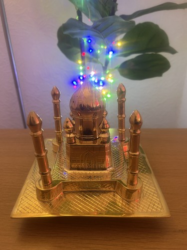 Show peace taj mahal - peace,, brass