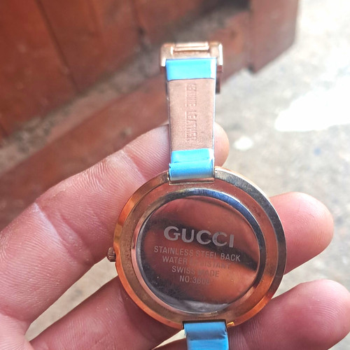 Gucci 3600l swiss made quartz - swiss,