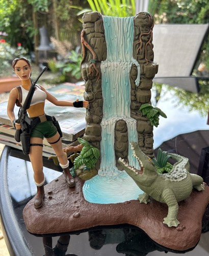 Tomb raider lara croft - lara,