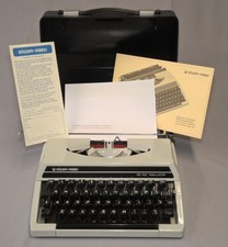 Silver Reed SR100 Tabulator Portable Typewriter