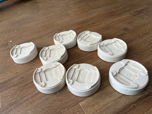 Stackable furniture raisers - 8x,