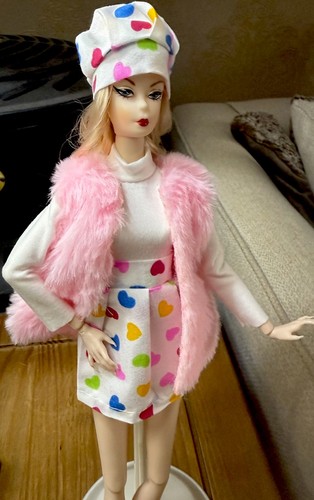 Cute outfit and - cute,
