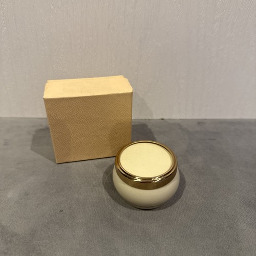 Vintage framecraft cream - vintage, china