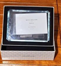 ROYAL DOULTON Radiance