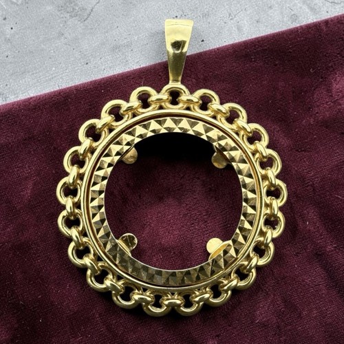 Vintage half sovereign coin - sovereign,
