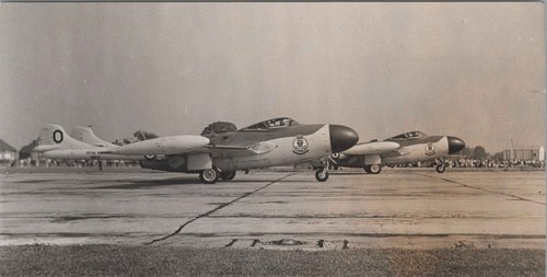 Havilland sea venom line up - line,