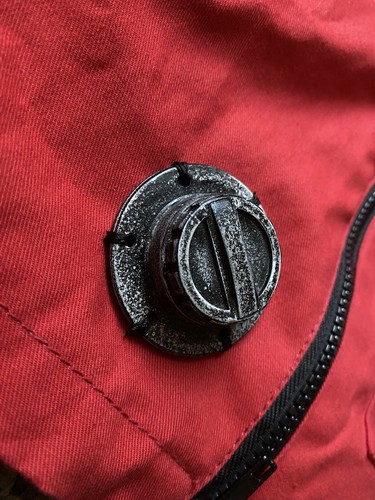 Red jacket plug printed - red,