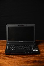 Samsung N145 - 10.1 Inch Screen - Netbook - Portable Laptop 