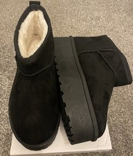 Womens Black UGG Boots Size 5