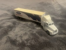 Maisto Truck/Lorry 1:64 Scale (Ford Racing) Made In China