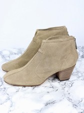 AQUATALIA Russell & Bromley