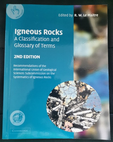 Igneous rocks classification - rocks,