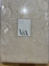 V & A PREETI SATIN SCROLL GOLD