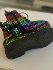 Kids Dr Martins Size 2 Never Worn Excellent Condition No Box