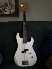 Charvel CX 492 P-Bass in