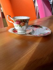 Royal Albert Old Country Roses