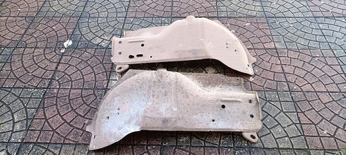 Pair rear wheel arch inner