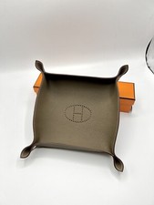 HERMES “H” LEATHER  CHANGE