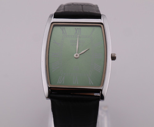 Vintage seiko slim quartz - slim,