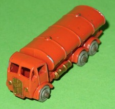Matchbox / 11a ERF ESSO Road