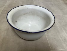 VINTAGE METAL ENAMELLED CHAMBER POT (POTTY).
