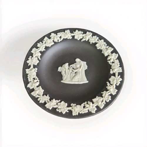 Wedgewood black basalt - wedgewood,