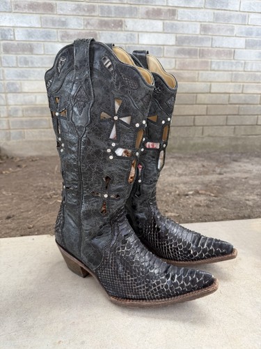 Corral python western - corral, toe
