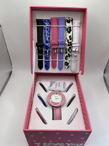 Geneva women - geneva, women’s