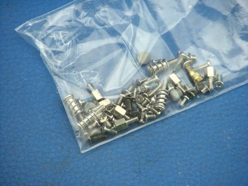 Screw set maxdata - maxdata, vision