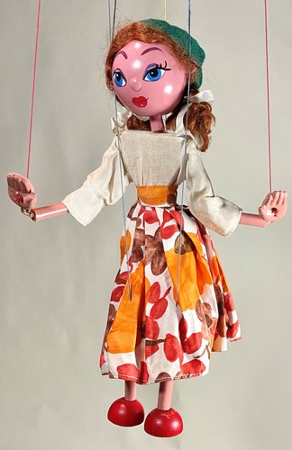 Pelham puppet girl in - pelham,
