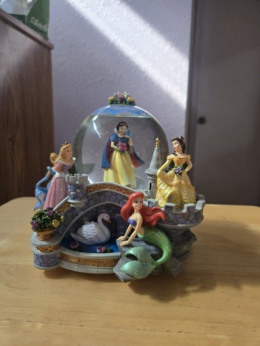 Disney multi princess rotating - disney, multi-princess