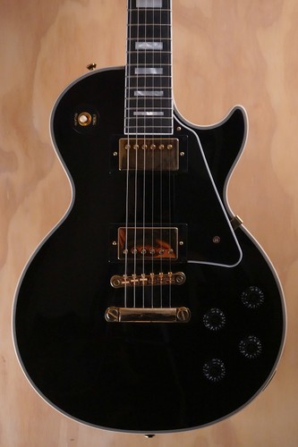 Epiphone inspired gibson - by,