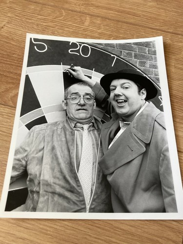 Jim bowen and jimmy cricket - bowen,