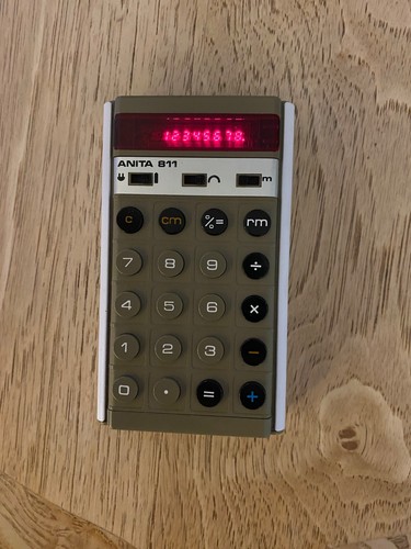 Anota 811 vintage calculator