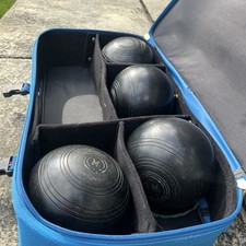 Vintage Henselite Lawn Bowls