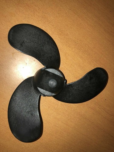 Genuine propeller 2 - genuine, 2.5hp