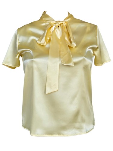 Yellow glossy satin short