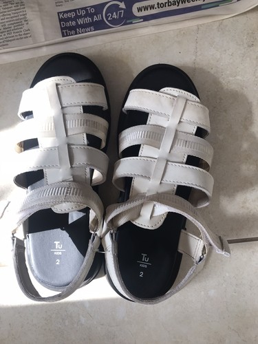 Sandals size 2 - size,