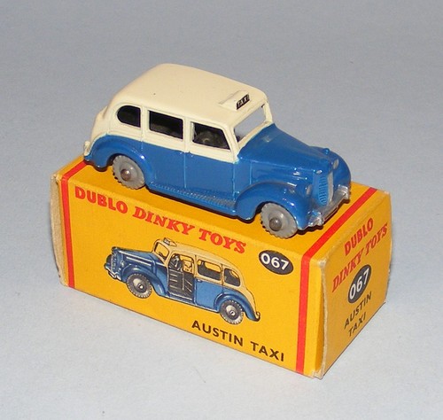 Dublo dinky toys 067 - dinky, austin