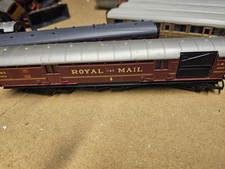 Hornby OO Gauge Royal Mail Coach