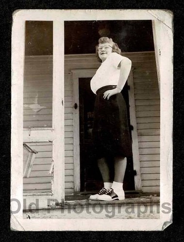 Tough young lady saddle - lady, shoes