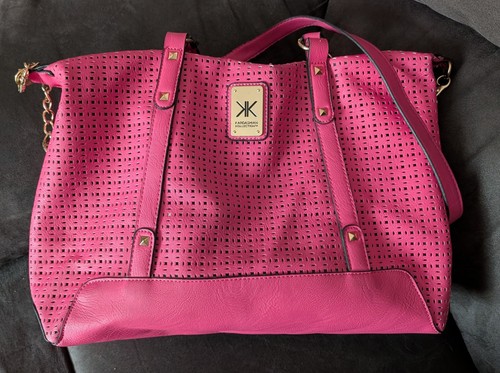 Kardashian kollection hot - hot, pink