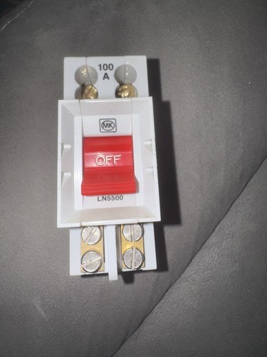 Ln5500 100a pole main - mk, 2