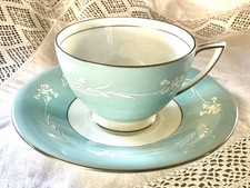 Stunning, Lovely Minton